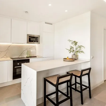 Castillo San Carlos Luxury توريمولينوس