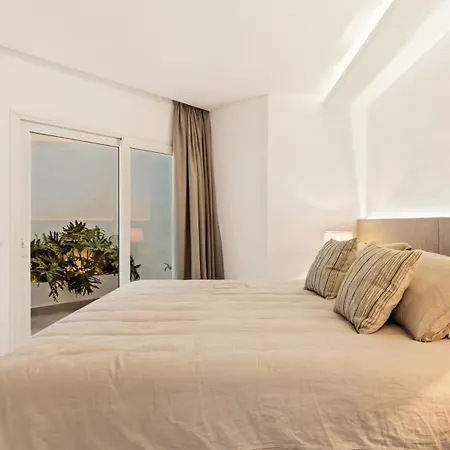 Daire Castillo San Carlos Luxury Seafront Torremolinos
