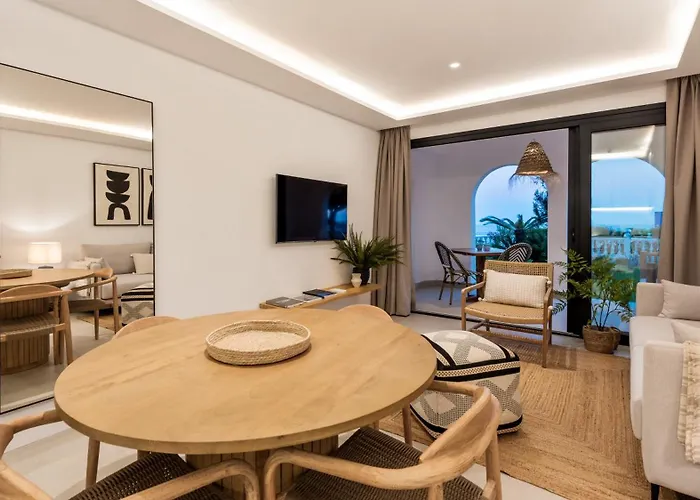 Castillo San Carlos Luxury Apartments *